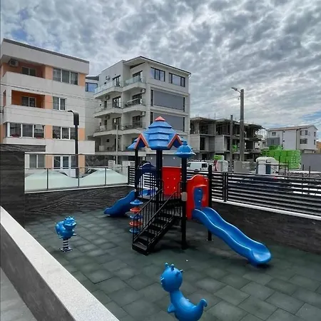 Summer Smile Ii By Euxin *