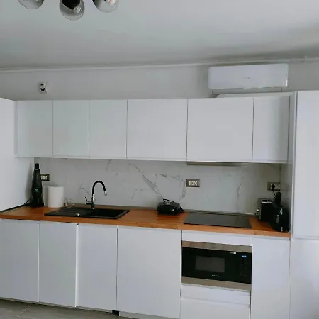 Summer Smile Ii By Euxin Lägenhet Năvodari