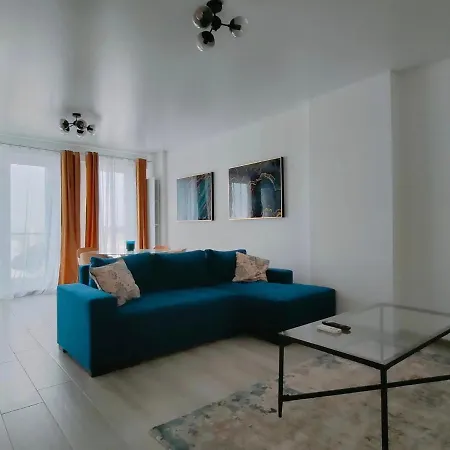 Summer Smile Ii By Euxin