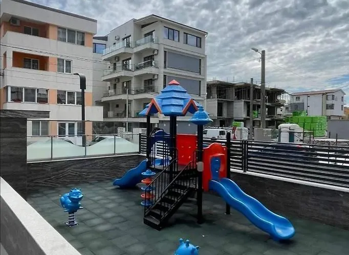 Summer Smile Ii By Euxin *